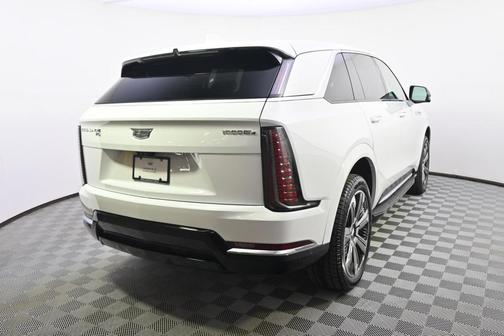 2025 Cadillac Escalade IQ Luxury 2
