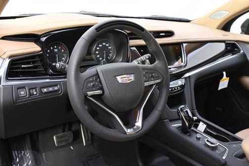 2025 Cadillac XT6 Sport AWD