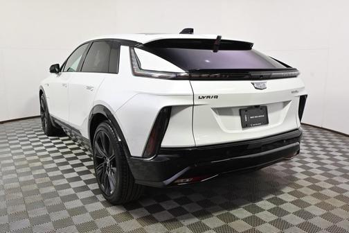 2025 Cadillac LYRIQ Sport