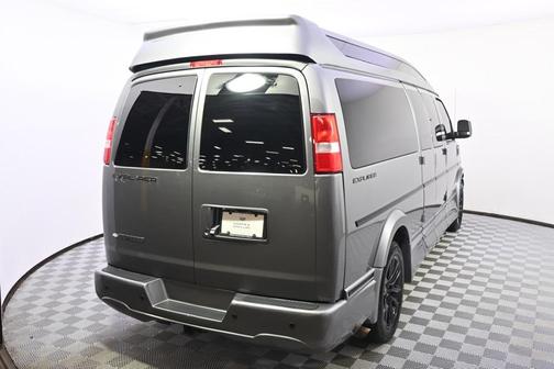 2021 Chevrolet Express 3500 LS