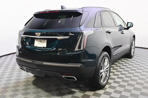 2025 Cadillac XT5 Sport