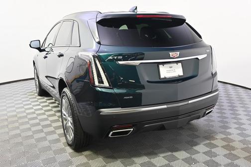 2025 Cadillac XT5 Sport