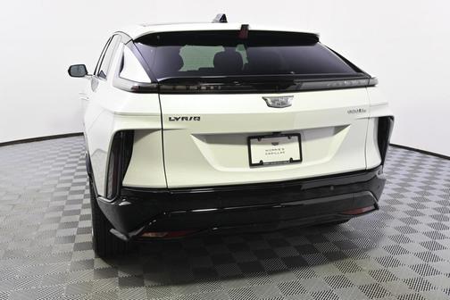 2025 Cadillac LYRIQ Sport