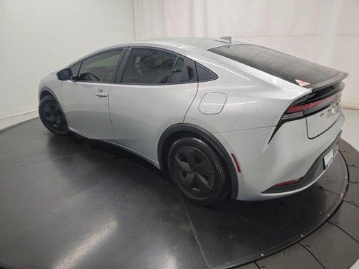 2023 Toyota Prius LE