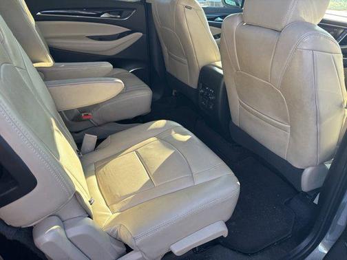 Pepperdust Metallic 2018 Buick Enclave Premium