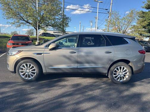Pepperdust Metallic 2018 Buick Enclave Premium