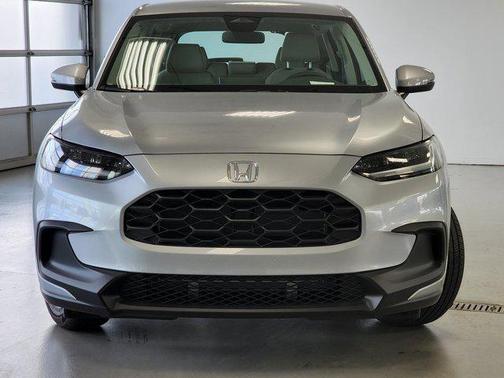 Silver Metallic 2023 Honda HR-V LX