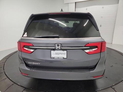 Modern Steel Metallic 2024 Honda Odyssey EX-L