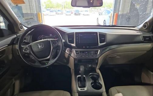 White Diamond Pearl 2017 Honda Pilot EX-L