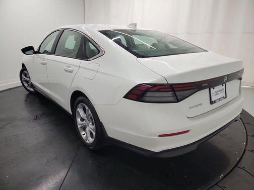 2023 Honda Accord LX 1.5T