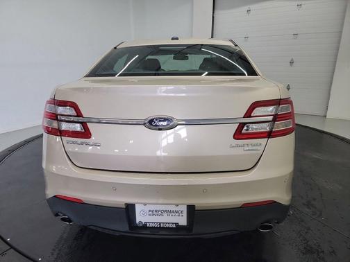 White Gold Metallic 2017 Ford Taurus Limited