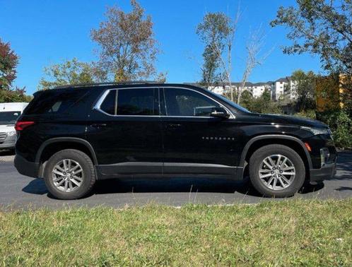 2022 Chevrolet Traverse LT Leather