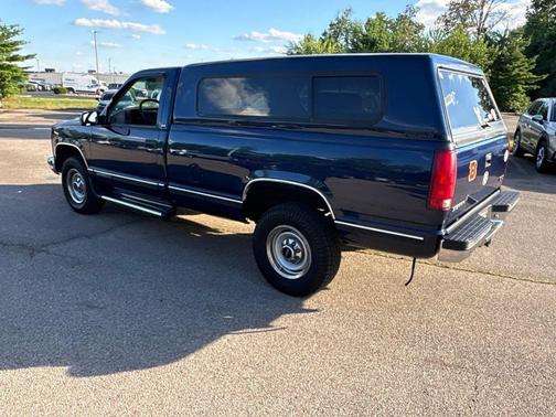 Indigo Blue (Met) 1999 GMC Sierra 2500 SLE H/D