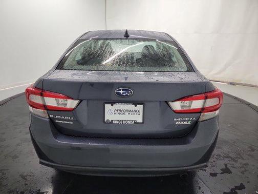 2017 Subaru Impreza 2.0i Premium