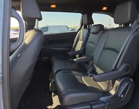 Sonic Gray Pearl 2023 Honda Odyssey Sport