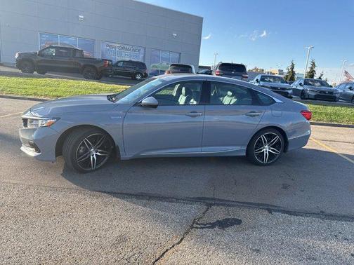 2022 Honda Accord Hybrid Touring