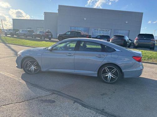 2022 Honda Accord Hybrid Touring