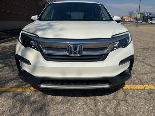 White Diamond Pearl 2019 Honda Pilot EX-L