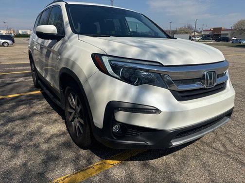 White Diamond Pearl 2019 Honda Pilot EX-L
