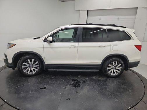 White Diamond Pearl 2019 Honda Pilot EX-L
