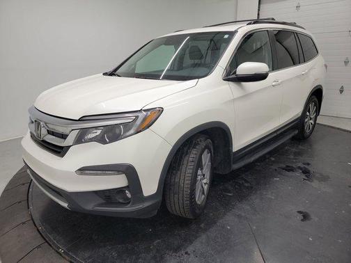 White Diamond Pearl 2019 Honda Pilot EX-L
