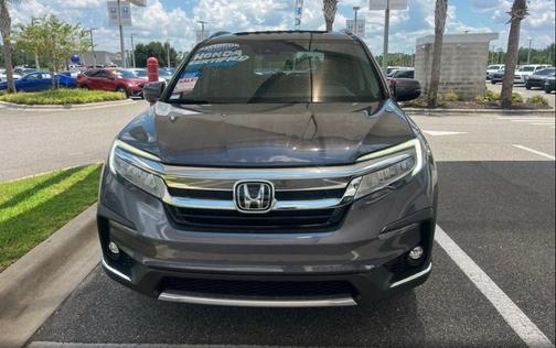 Gray 2022 Honda Pilot AWD Elite