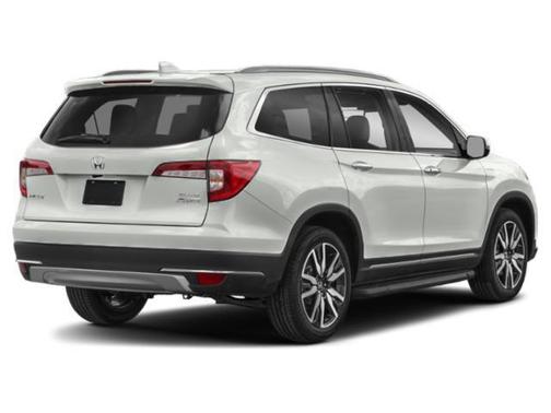 Gray 2022 Honda Pilot AWD Elite