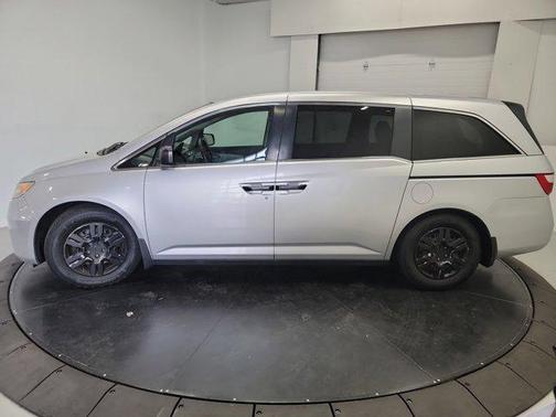 Polished Metal Metallic 2013 Honda Odyssey LX