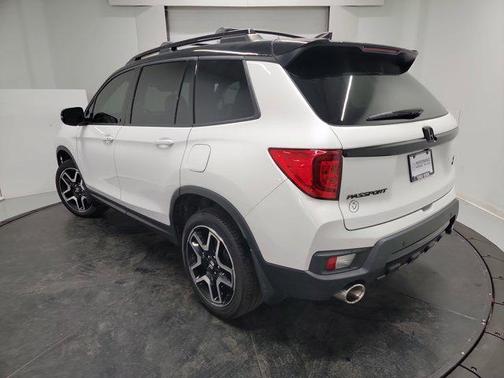 2023 Honda Passport AWD Elite