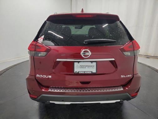 2020 Nissan Rogue SL