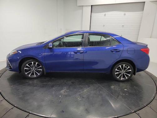 Blue Crush Metallic 2017 Toyota Corolla SE