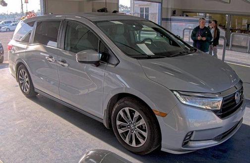 Silver 2021 Honda Odyssey EX-L