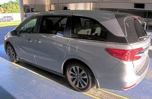 Silver 2021 Honda Odyssey EX-L