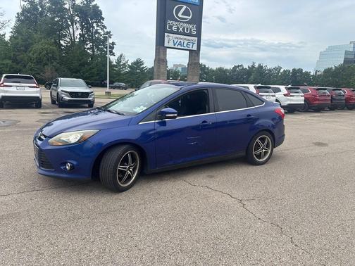 Sonic Blue Metallic 2012 Ford Focus Titanium