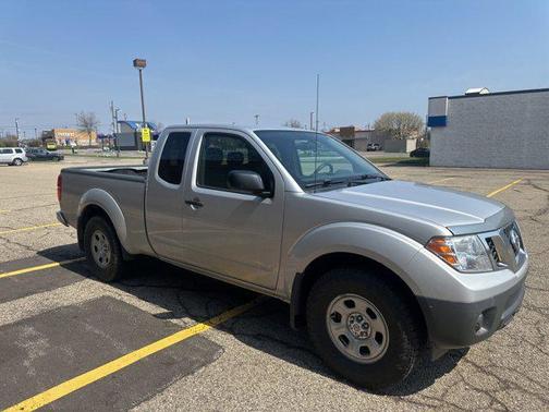 Brilliant Silver Metallic 2021 Nissan Frontier S