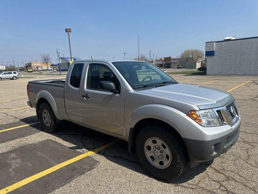 Brilliant Silver Metallic 2021 Nissan Frontier S