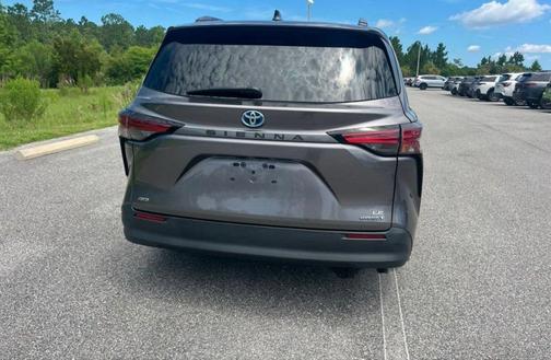 Predawn Gray Mica 2021 Toyota Sienna LE