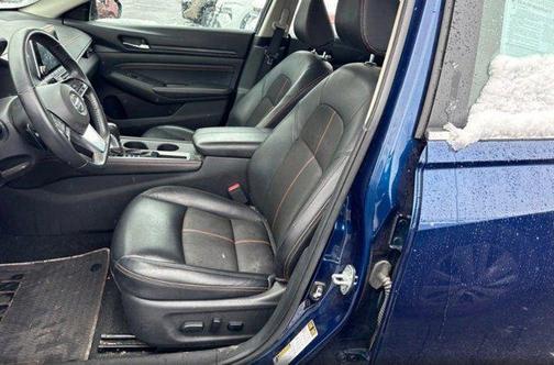 2020 Nissan Altima SR FWD