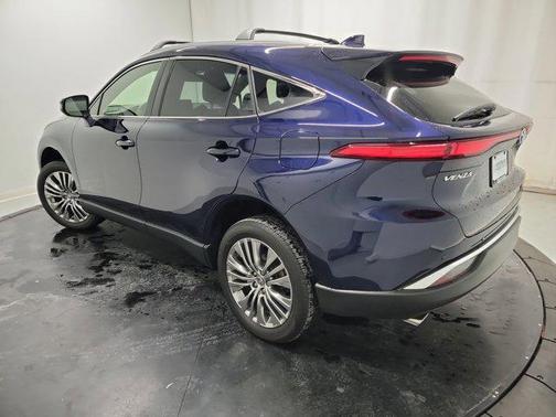 2022 Toyota Venza XLE