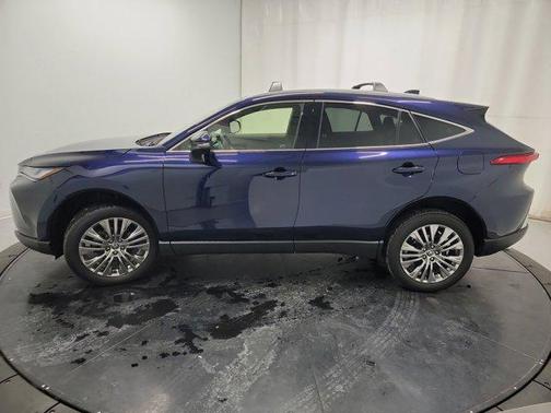 Blueprint 2022 Toyota Venza XLE