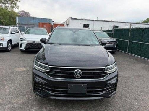 Deep Black 2023 Volkswagen Tiguan 2.0T SE R-Line Black 4MOTION