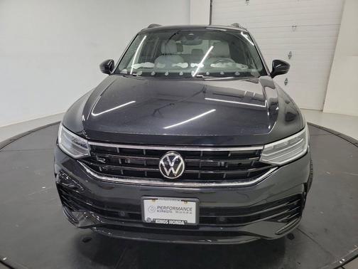 Deep Black 2023 Volkswagen Tiguan 2.0T SE R-Line Black 4MOTION