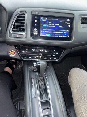 Modern Steel Metallic 2021 Honda HR-V EX-L