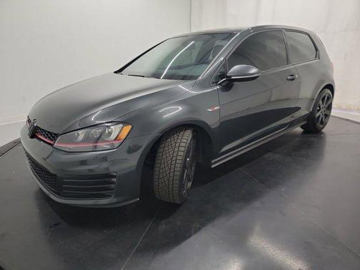 2016 Volkswagen Golf GTI 2.0T SE 2-Door