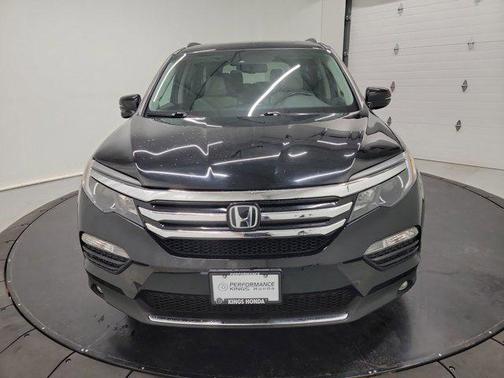 Crystal Black Pearl 2016 Honda Pilot Touring