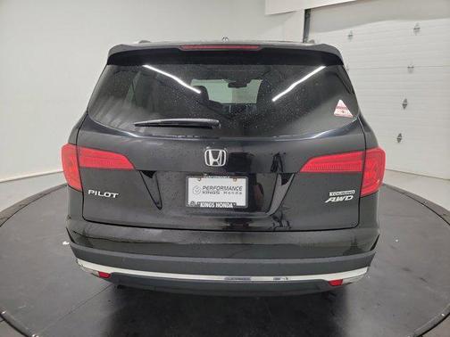 Crystal Black Pearl 2016 Honda Pilot Touring