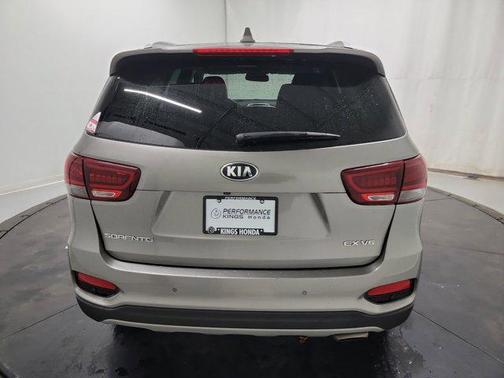 2019 Kia Sorento EX