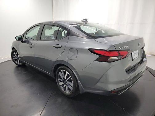 2023 Nissan Versa 1.6 SV