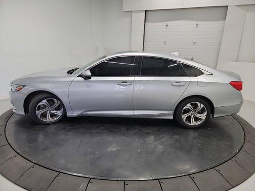 Crystal Black Pearl 2018 Honda Accord EX
