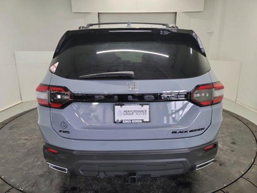 2025 Honda Pilot Black Edition